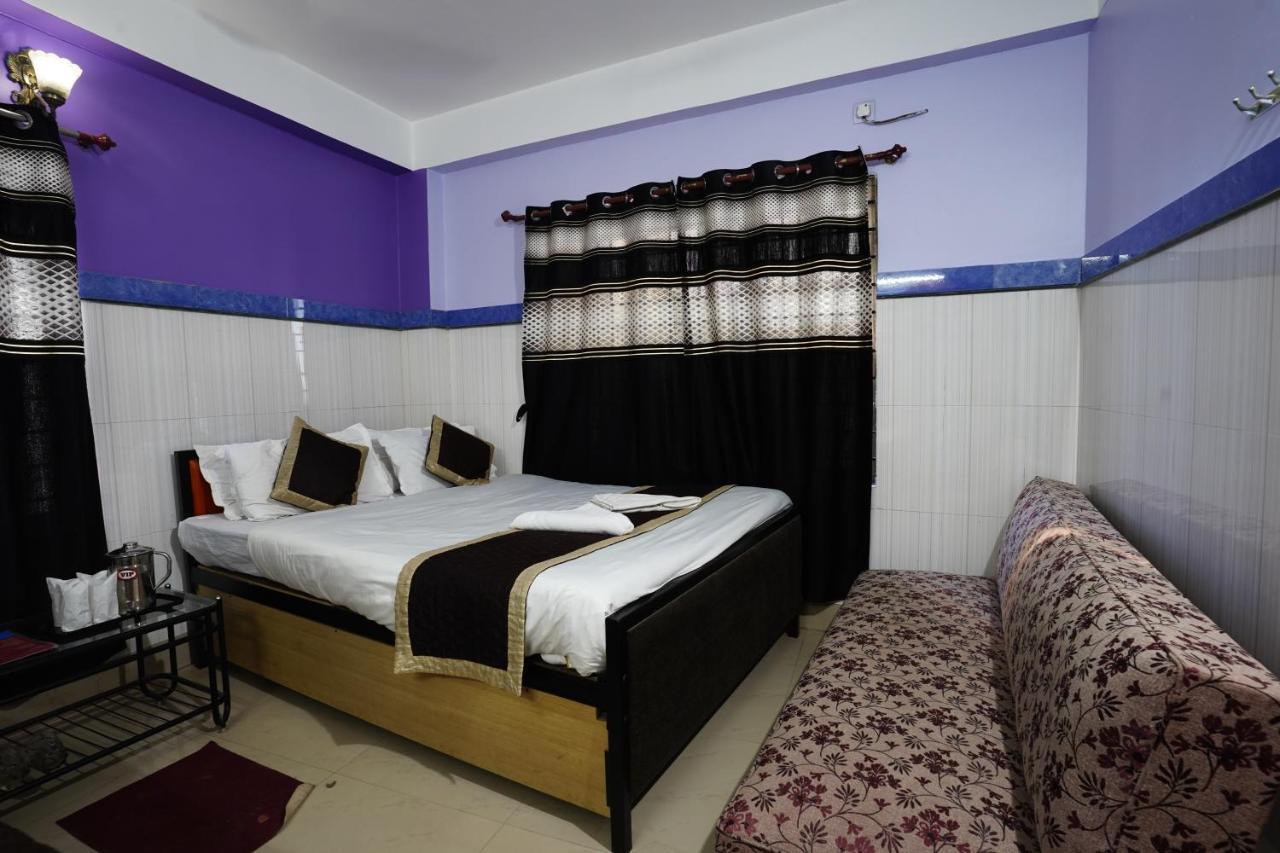 Tirupati Lodge Njp Siliguri Extérieur photo