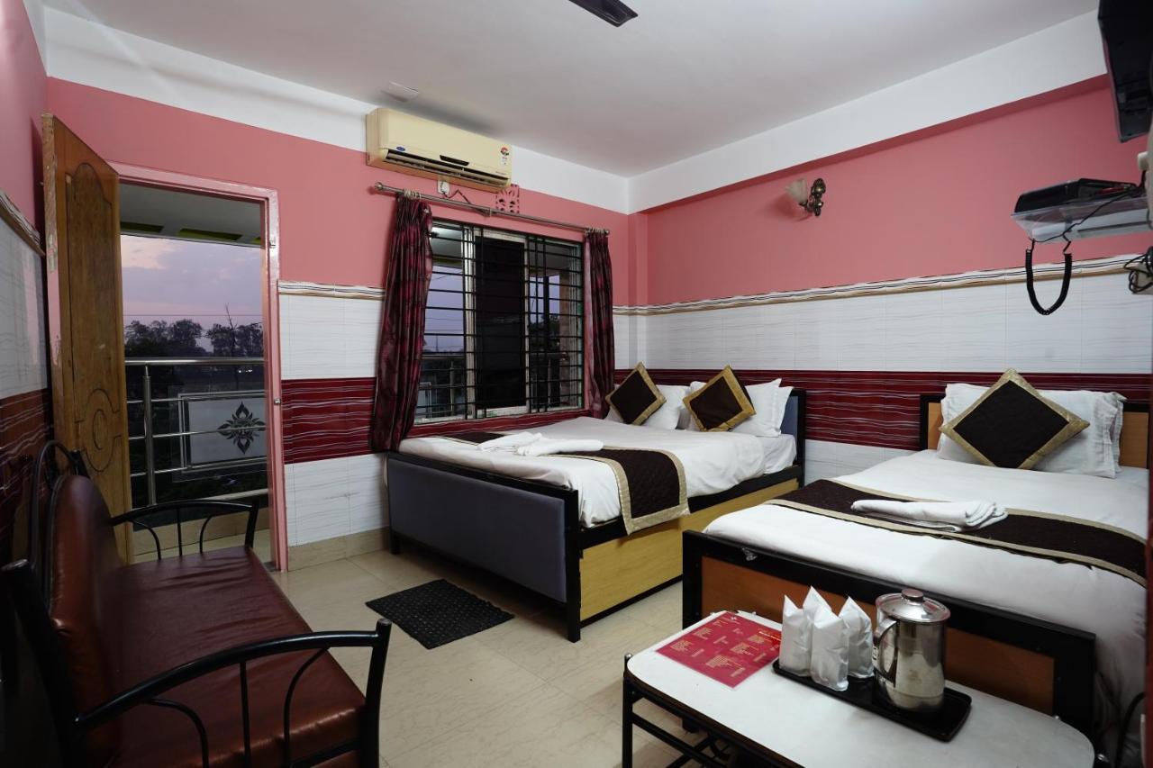 Tirupati Lodge Njp Siliguri Extérieur photo
