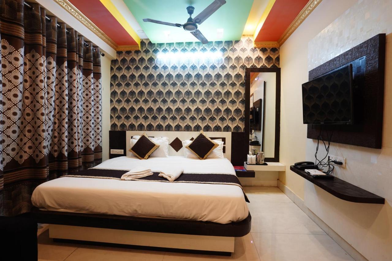 Tirupati Lodge Njp Siliguri Extérieur photo