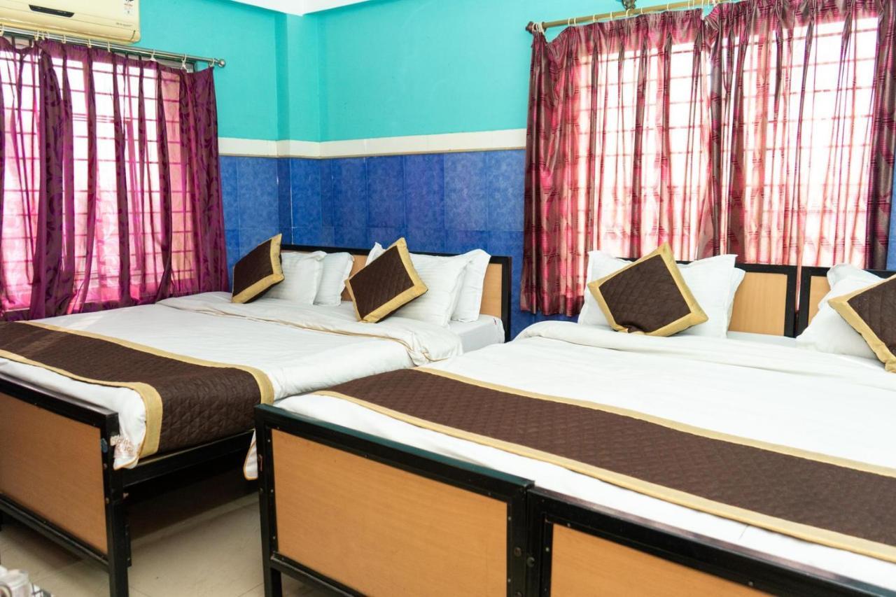 Tirupati Lodge Njp Siliguri Extérieur photo