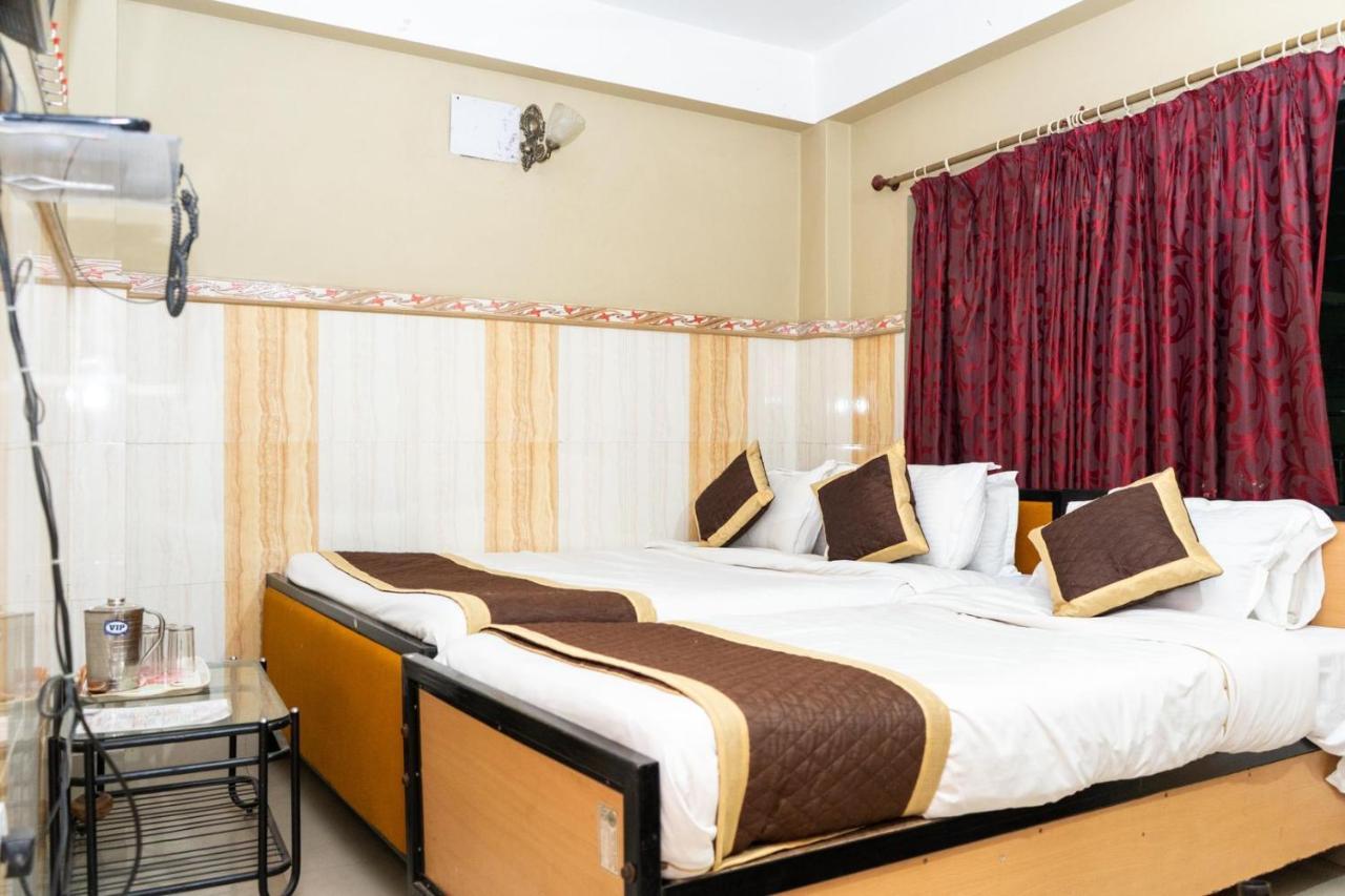 Tirupati Lodge Njp Siliguri Extérieur photo